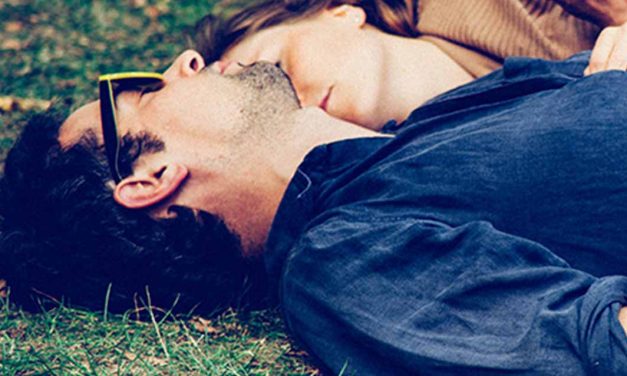 Como se acostumar a dormir em casal?