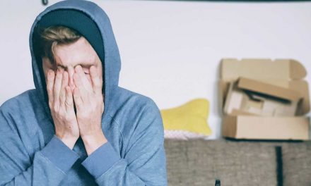 Homens: Por que dormimos menos nos dias em que não trabalhamos?