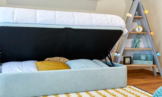 Faça o seu pequeno quarto juvenil parecer maior