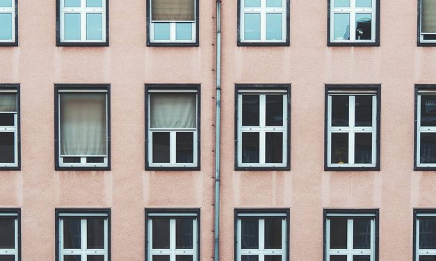 Porque é que nos espanhóis somos os únicos obcecados com as persianas
