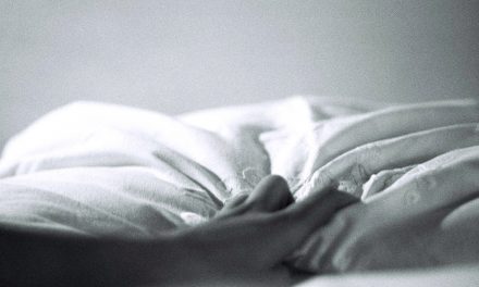 Riscos para a saúde ao não dormir as horas mínimas recomendadas