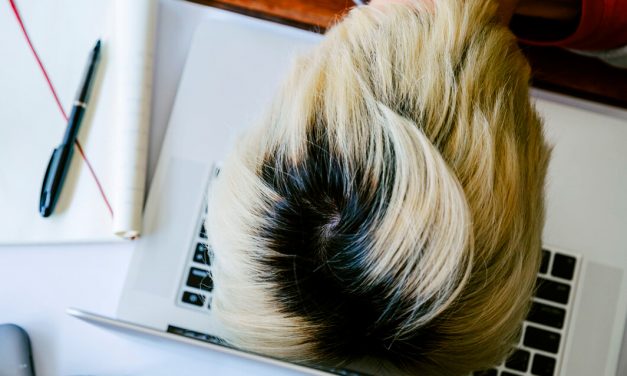 Excesso de trabalho e descanso: Como conseguir um equilíbrio