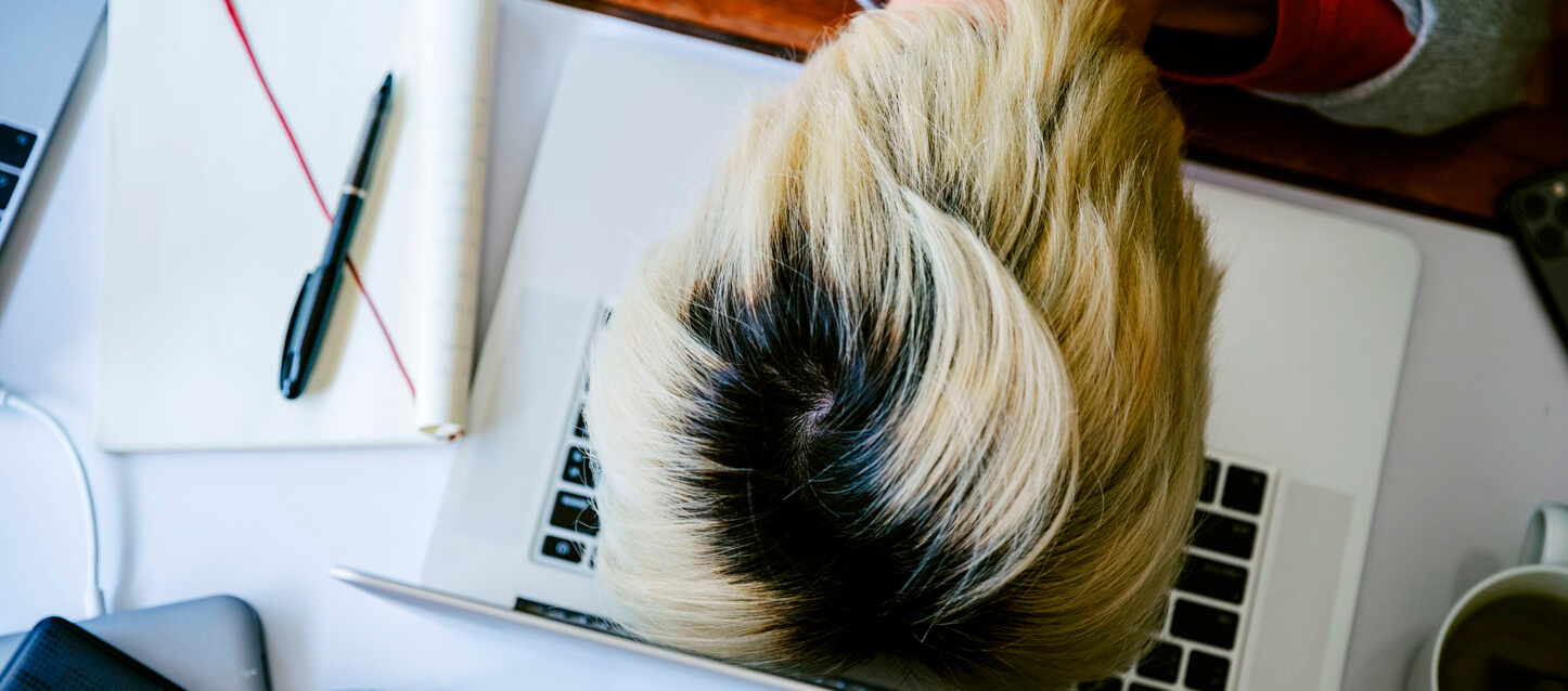 Excesso de trabalho e descanso