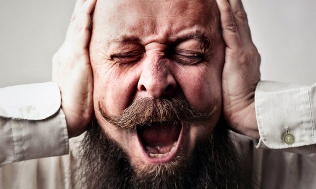 Gritar a dormir: É bom ou mau?
