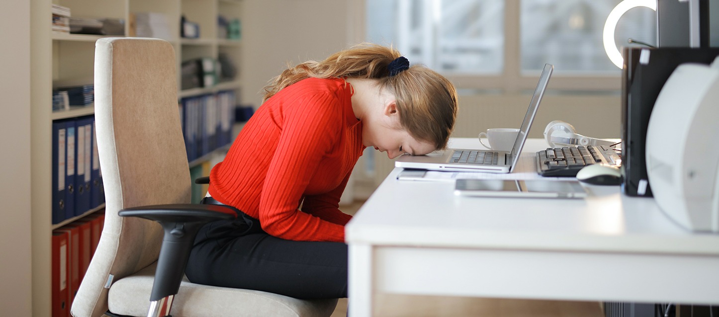 coisas que acontecem ao seu corpo devido à falta de sono