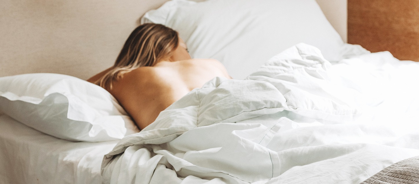 Qual é a melhor almofada para dormir de lado