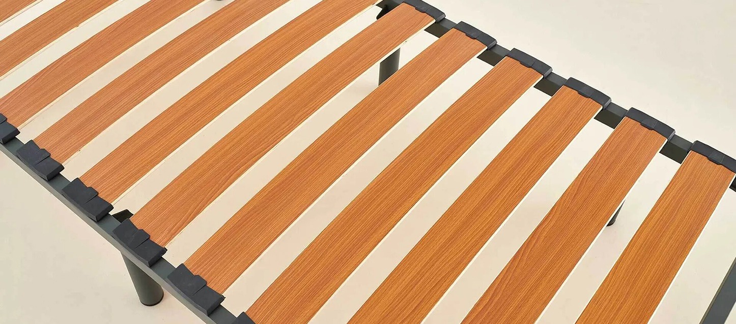 estrado de ripas em plano zenital