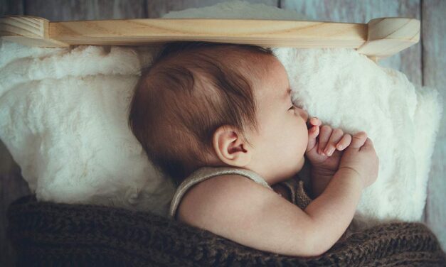 Como Deve Dormir um Bebé: 10 Conselhos Práticos